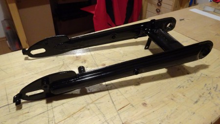 Hinterradschwinge lackiert